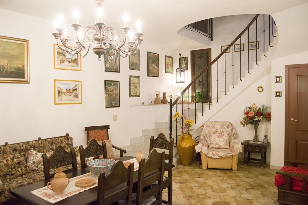 B&B Cactus จีอาร์ดีนี นักซอส ภายนอก รูปภาพ