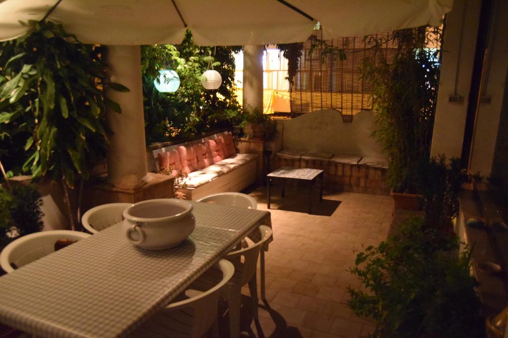 B&B Cactus จีอาร์ดีนี นักซอส ภายนอก รูปภาพ